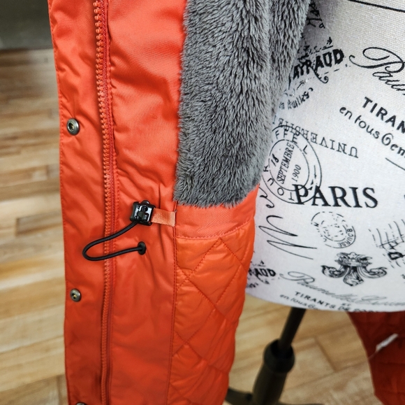 L. L. Bean fall/winter Womens Coat - Picture 5 of 8